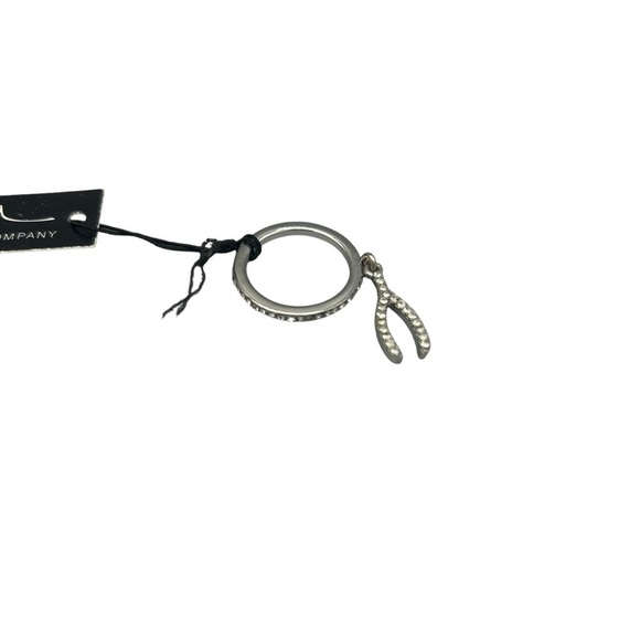 New York & Company Jewelry - NEW YORK & COMPANY WISHBONE RING – STYLISH & ELEGANT DESIGN WOMENS SIZE 7